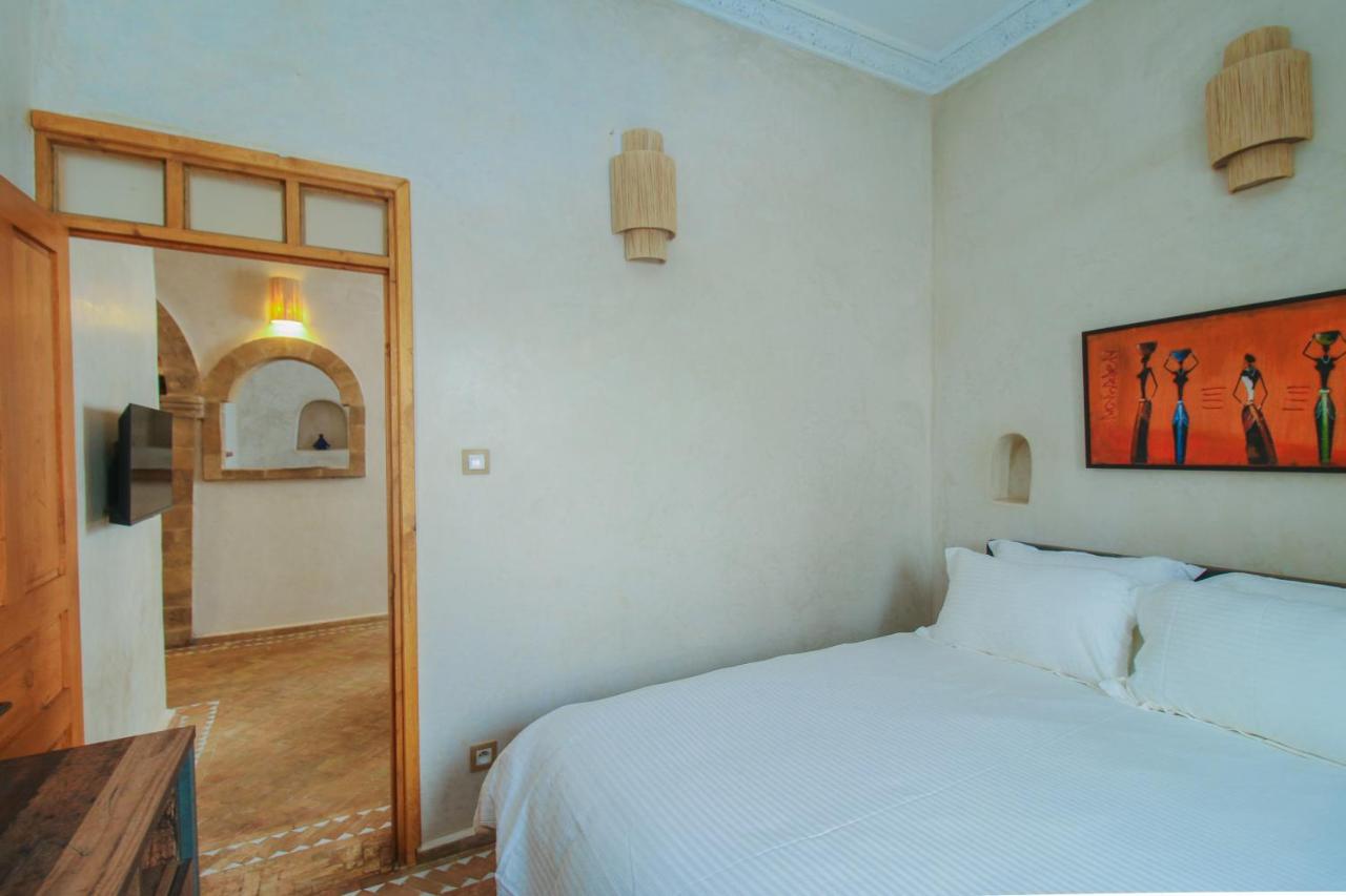 Stella 1 - Joli Appartement En Medina Avec Cheminee Szavíra Kültér fotó